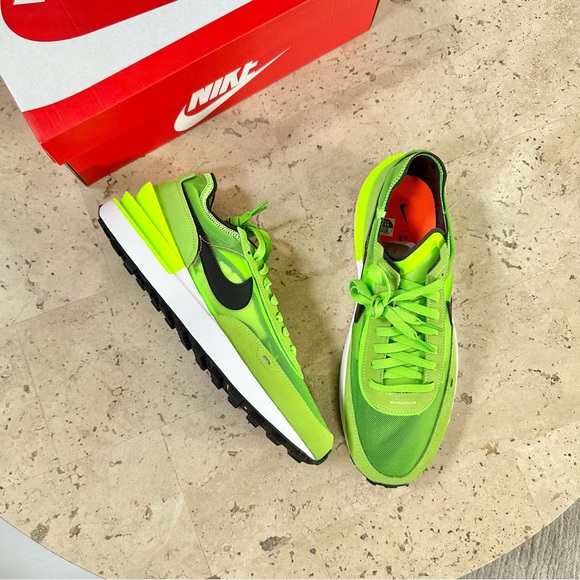 Men’s Nike Waffle One Electric Green /Black Size 11.5 - Picture 2 of 4
